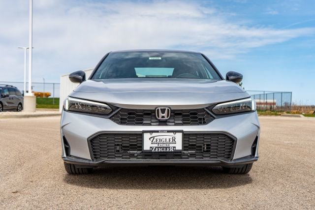 Used 2025 Honda Civic Sport image 2