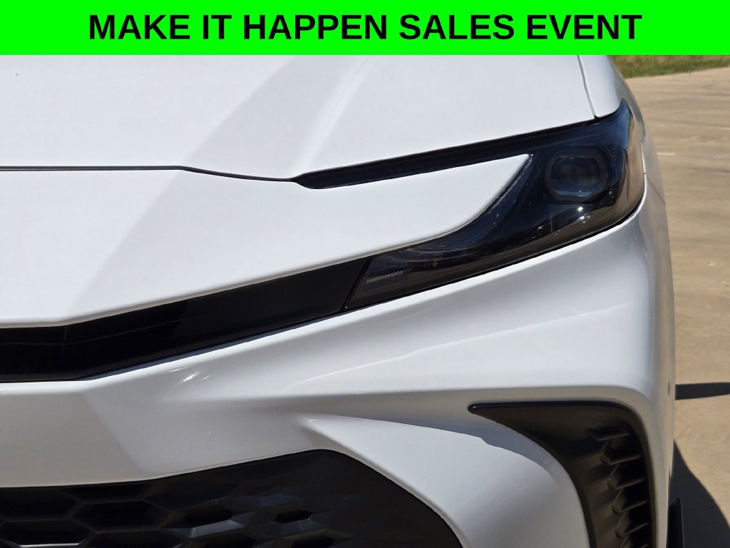 Used 2025 Toyota Camry SE FWD image 30