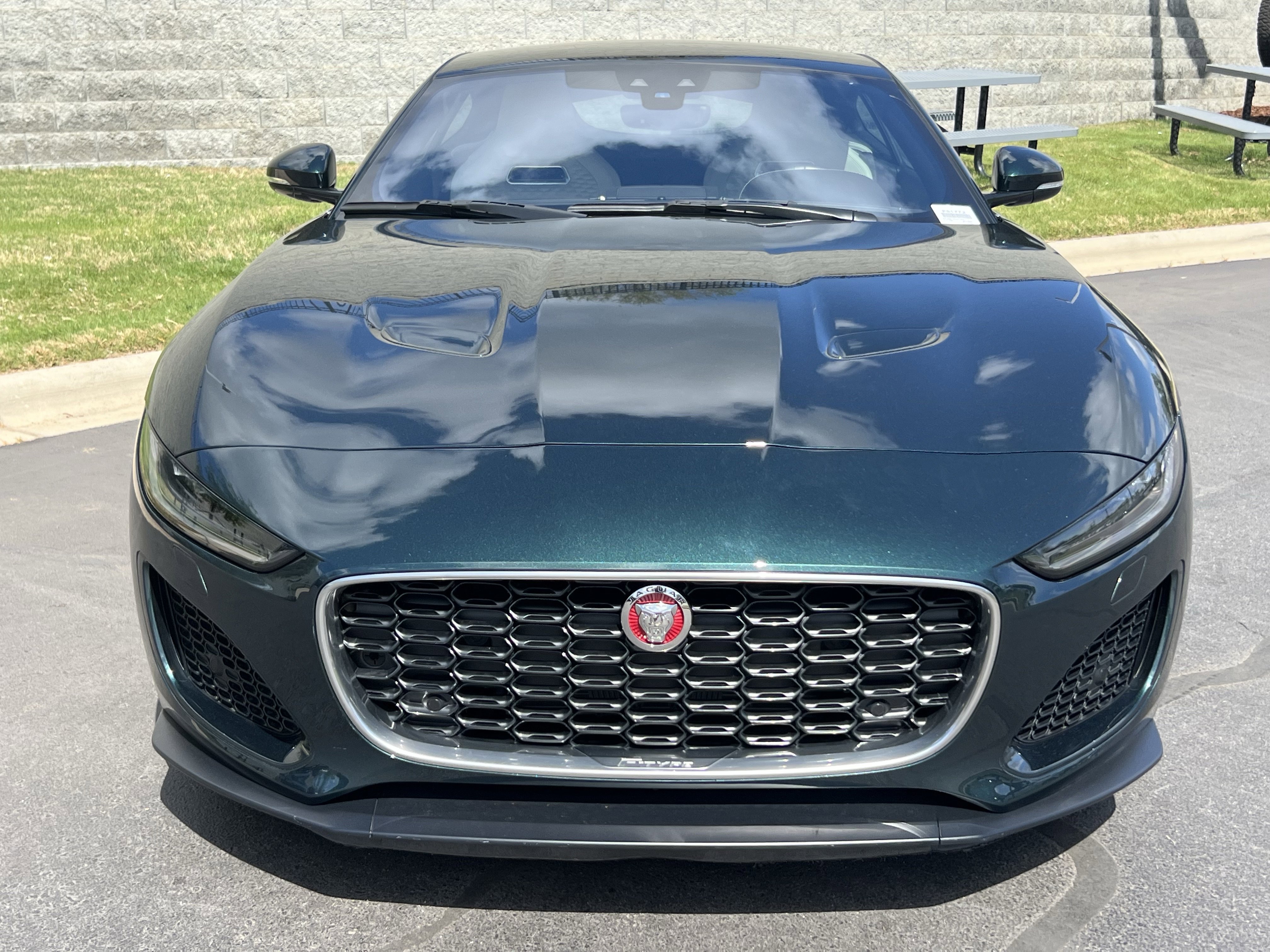 Certified 2023 Jaguar F-TYPE Coupe image 9