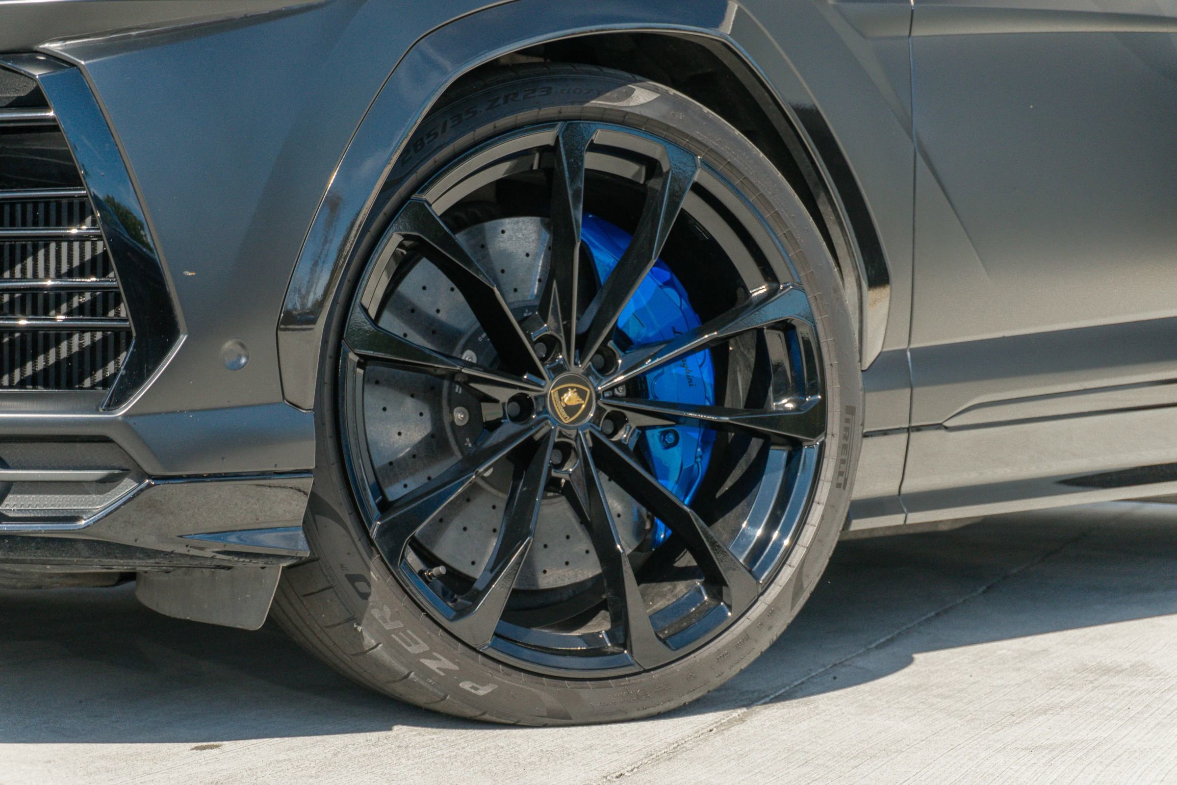 Used 2021 Lamborghini Urus image 24