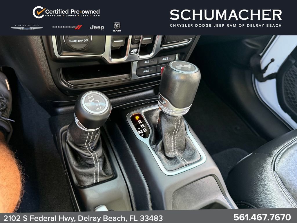 Used 2021 Jeep Wrangler Unlimited Sahara w/ Uconnect 4C Nav & Sound Group AWD/4WD image 18