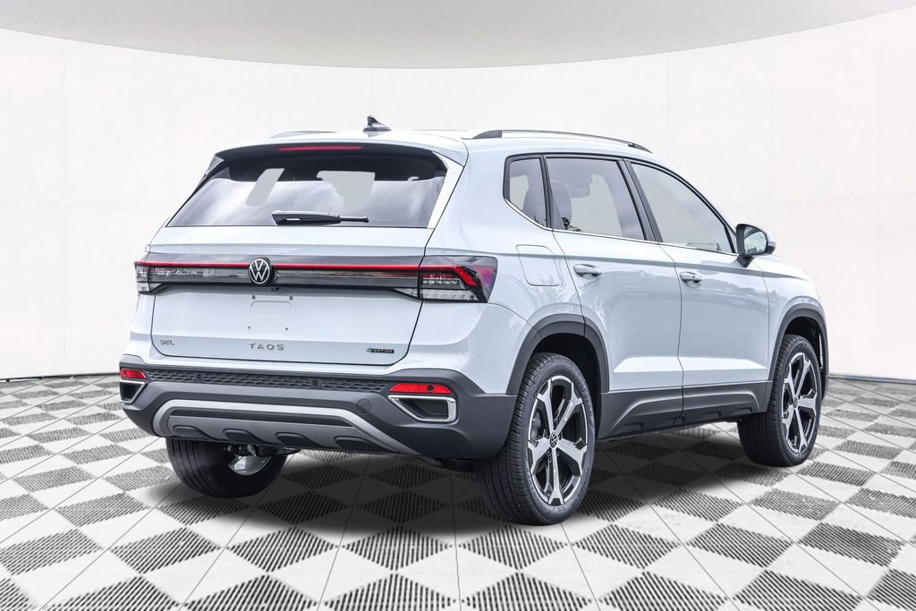Used 2025 Volkswagen Taos SEL image 12