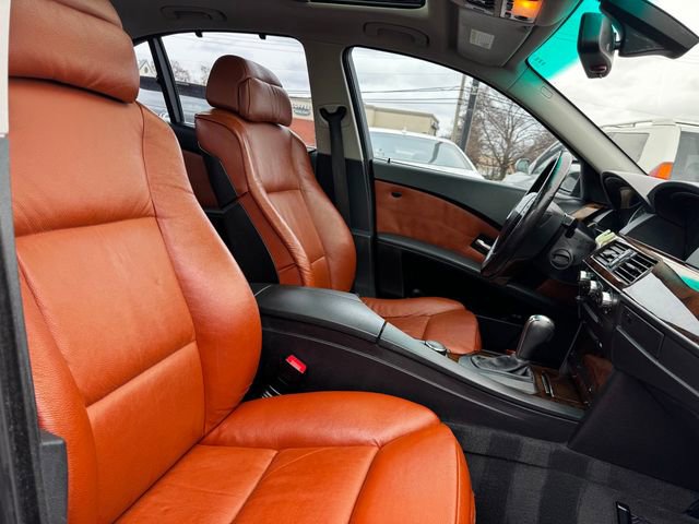 Used 2006 BMW 530xi Sedan image 22