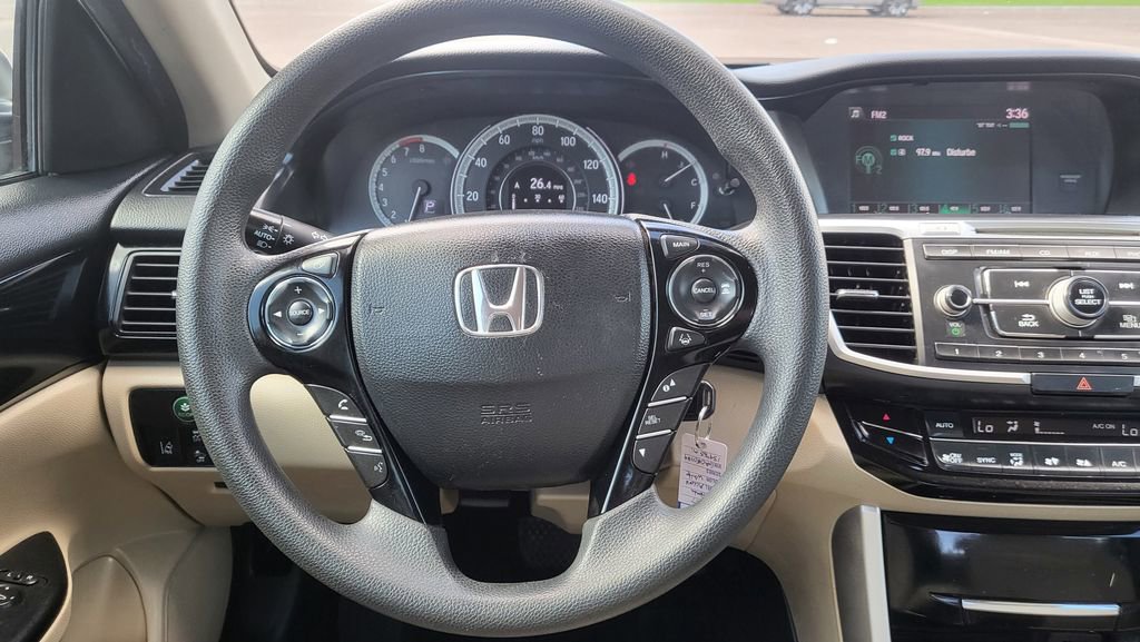 Used 2016 Honda Accord LX image 24
