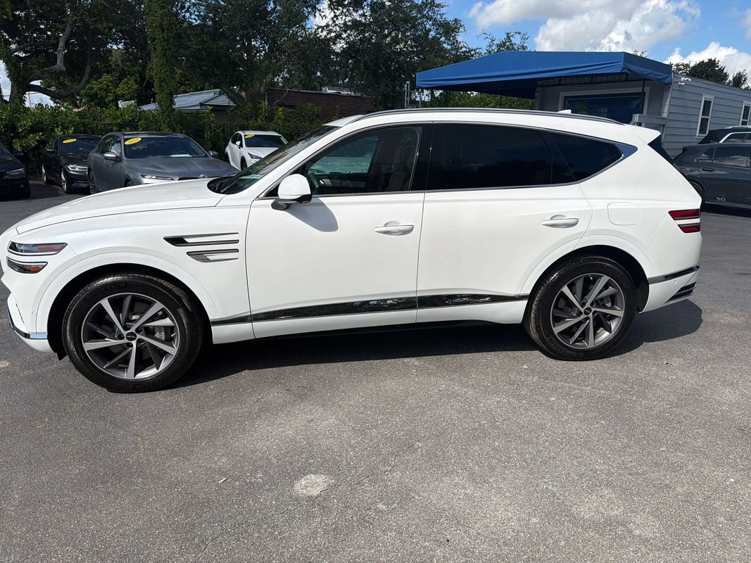 Used 2025 Genesis GV80 2.5T Advanced AWD/4WD image 2