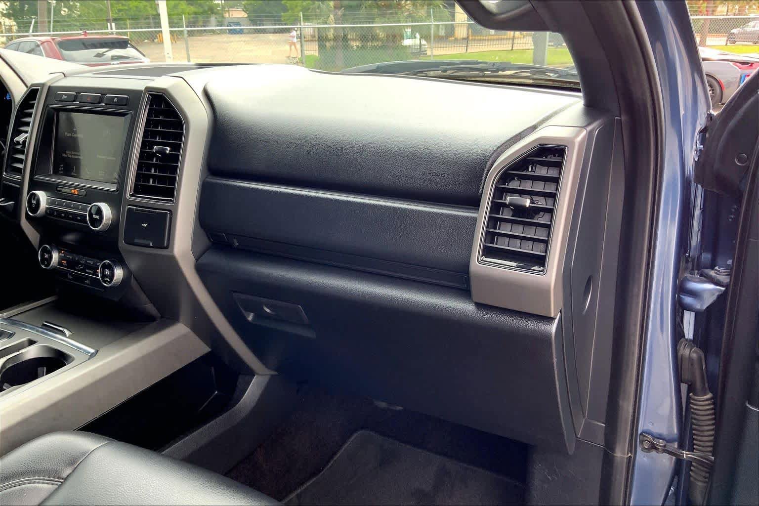 Used 2019 Ford Expedition XLT w/ Equipment Group 201A image 18
