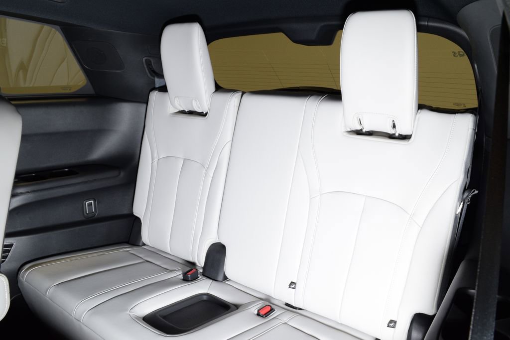 New 2026 INFINITI QX60 Autograph w/ Dark Cargo Package image 32