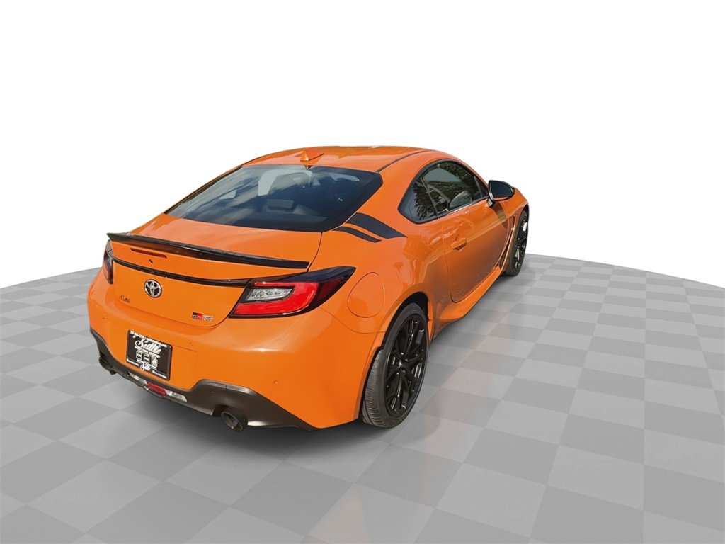 Used 2023 Toyota GR86 10th Anniversary SE image 8