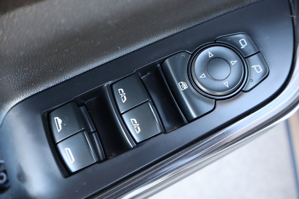 Used 2020 GMC Acadia SLT image 29