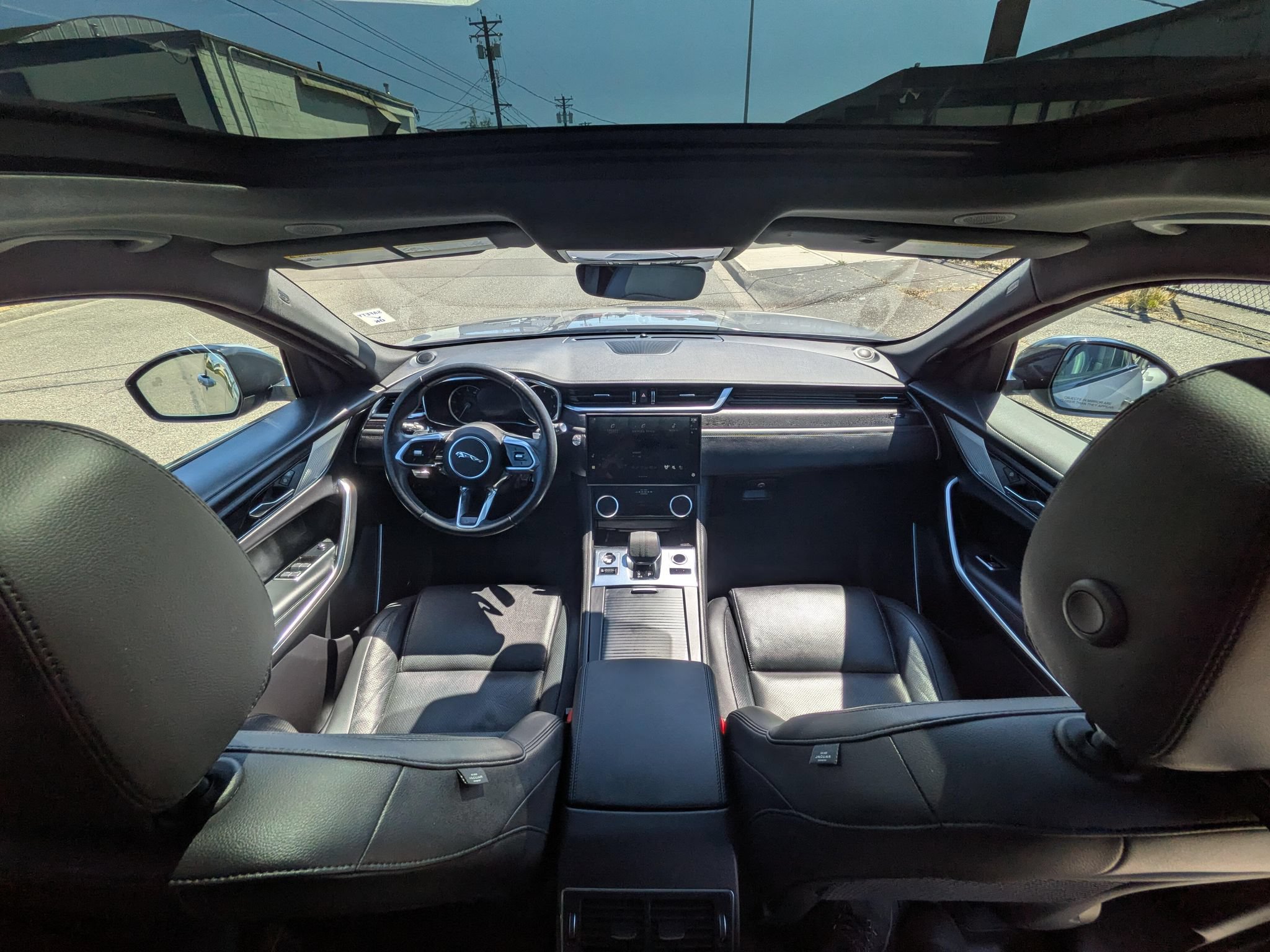 Used 2023 Jaguar F-PACE S AWD/4WD image 9