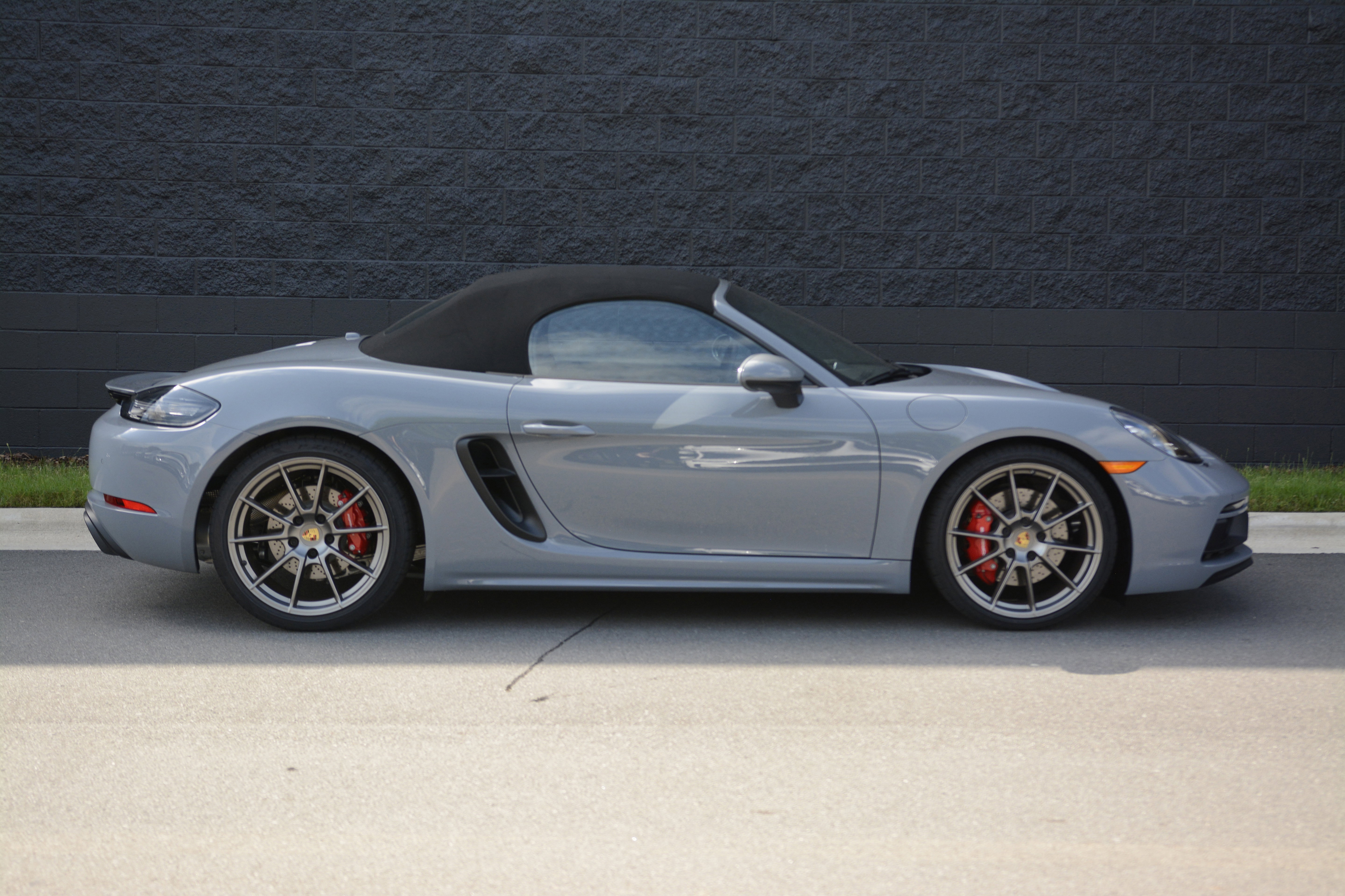 Certified 2024 Porsche 718 Boxster GTS RWD image 8