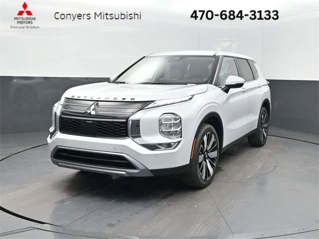 New 2025 Mitsubishi Outlander SE image 1