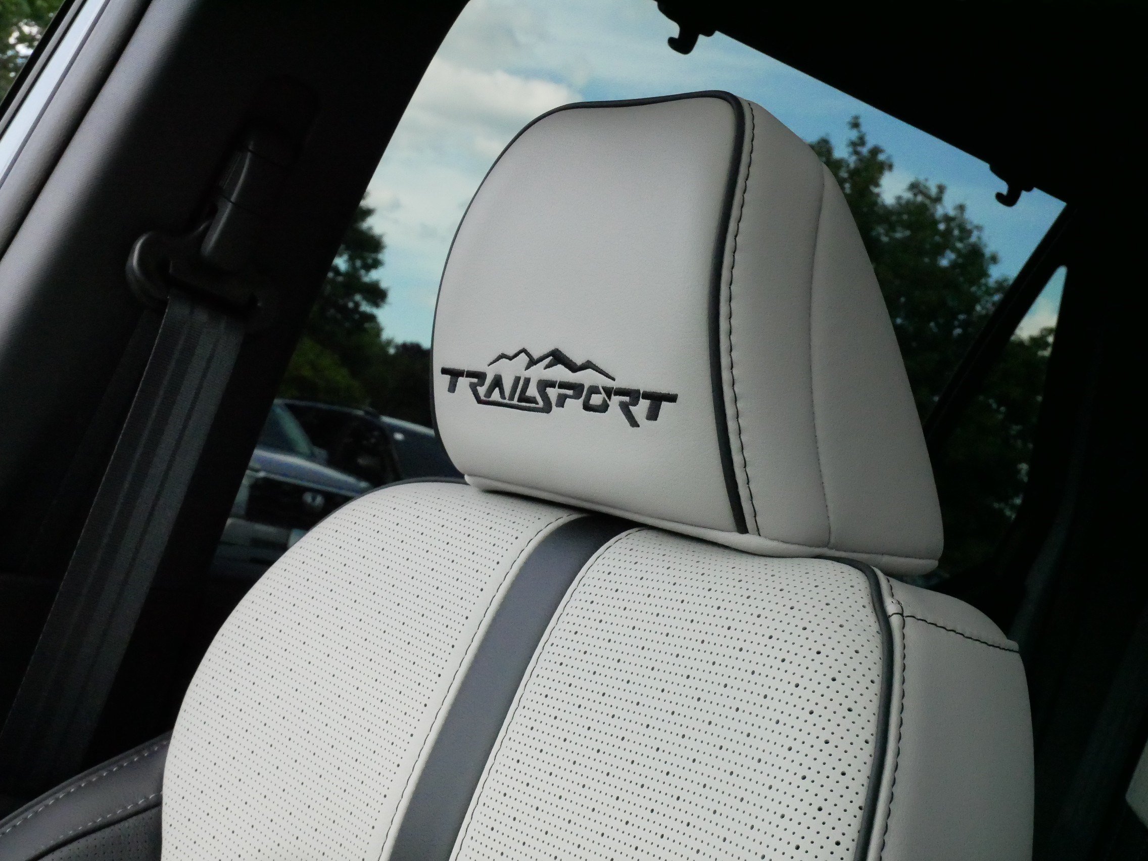 Certified 2026 Honda Passport TrailSport Elite image 35