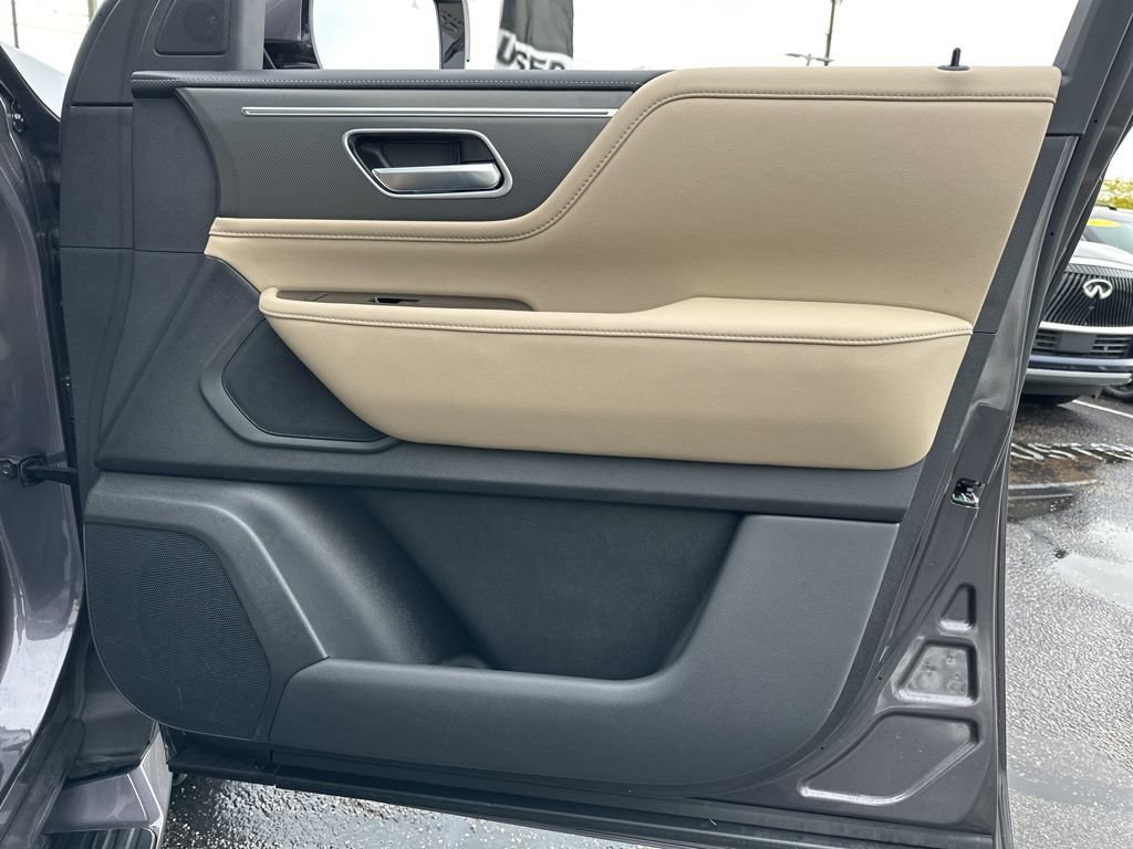 Certified 2026 INFINITI QX80 Pure w/ Cargo Package AWD/4WD image 23