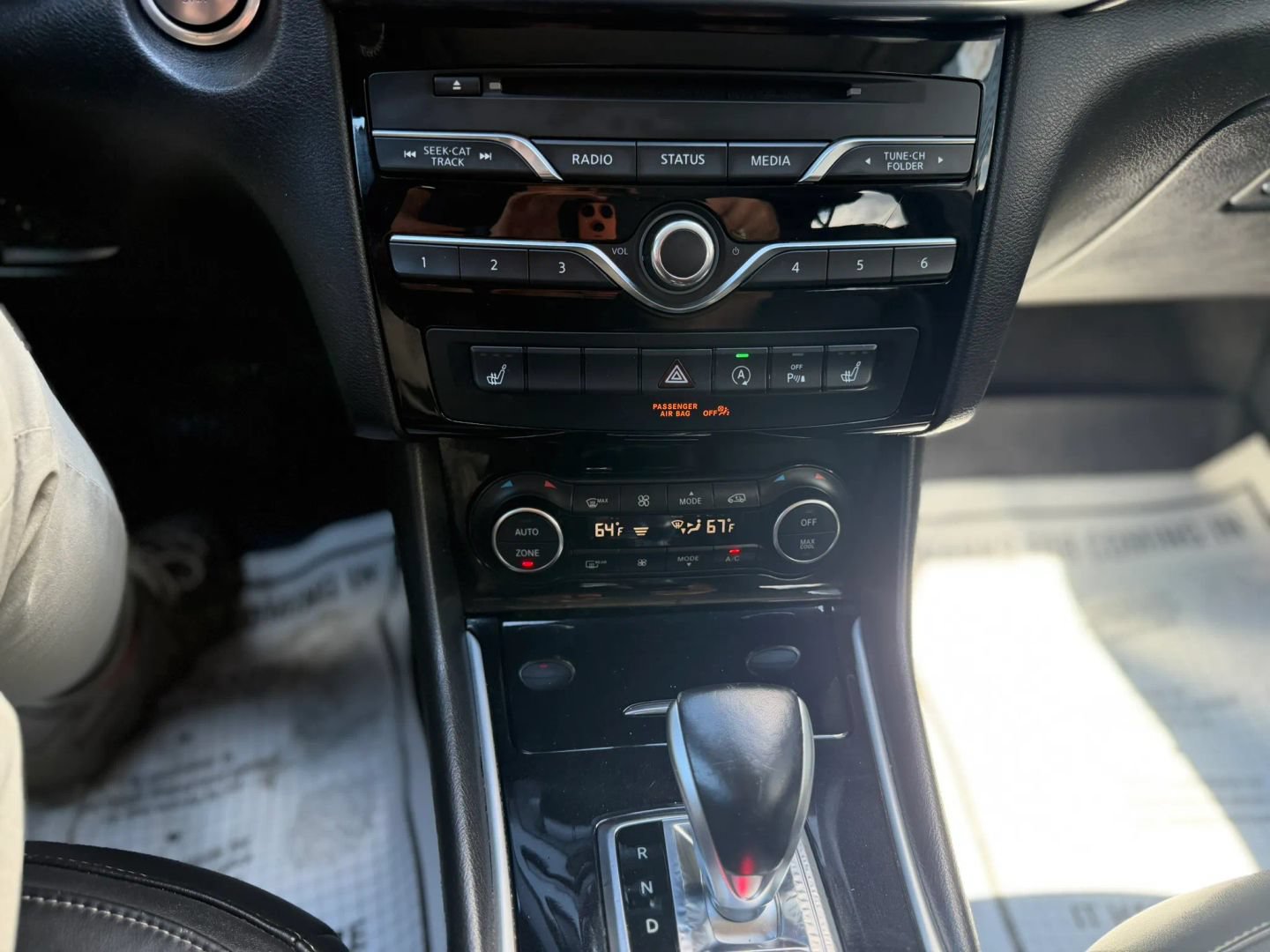 Used 2018 INFINITI QX30 AWD image 20