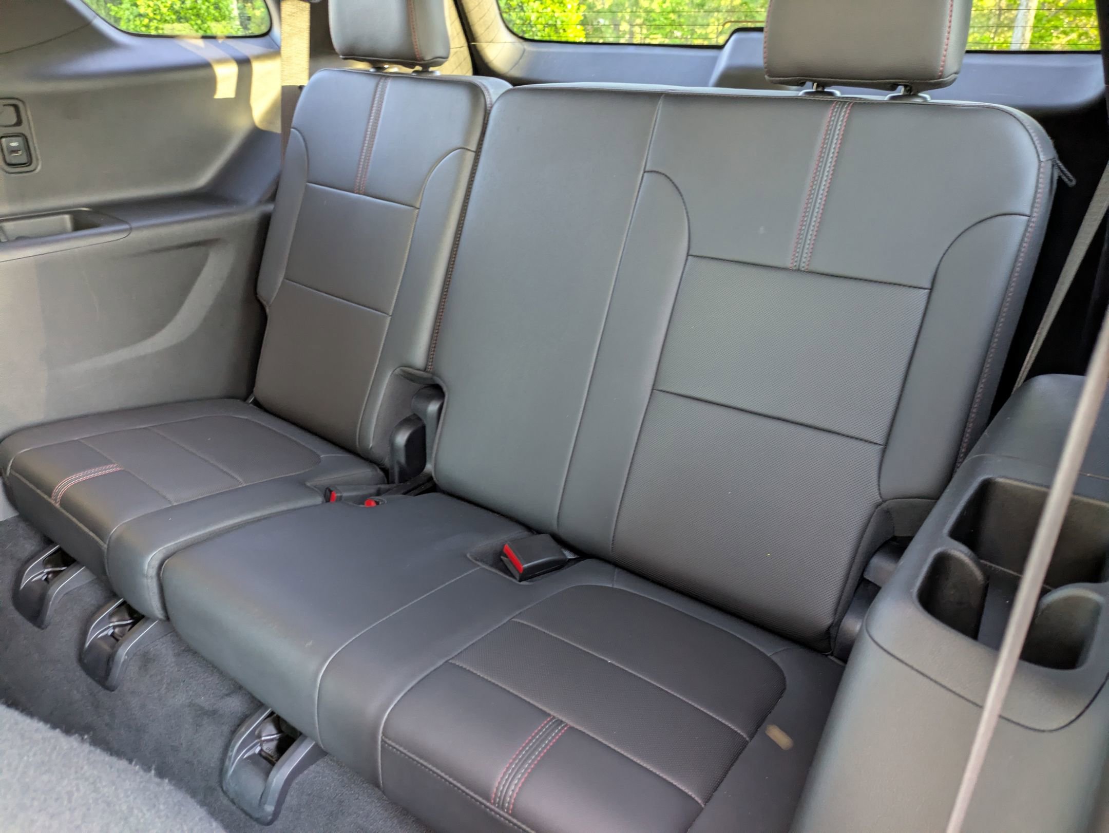 Used 2023 Chevrolet Traverse RS FWD image 30