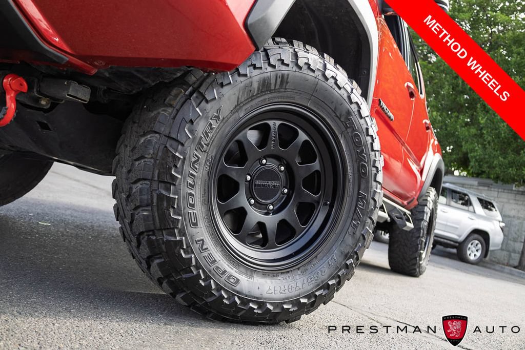 Used 2019 Toyota Tacoma TRD Off-Road AWD/4WD image 13