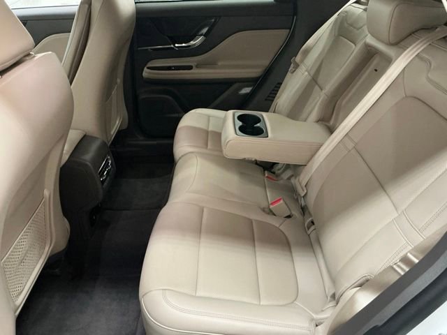 Used 2023 Lincoln Corsair Reserve image 11