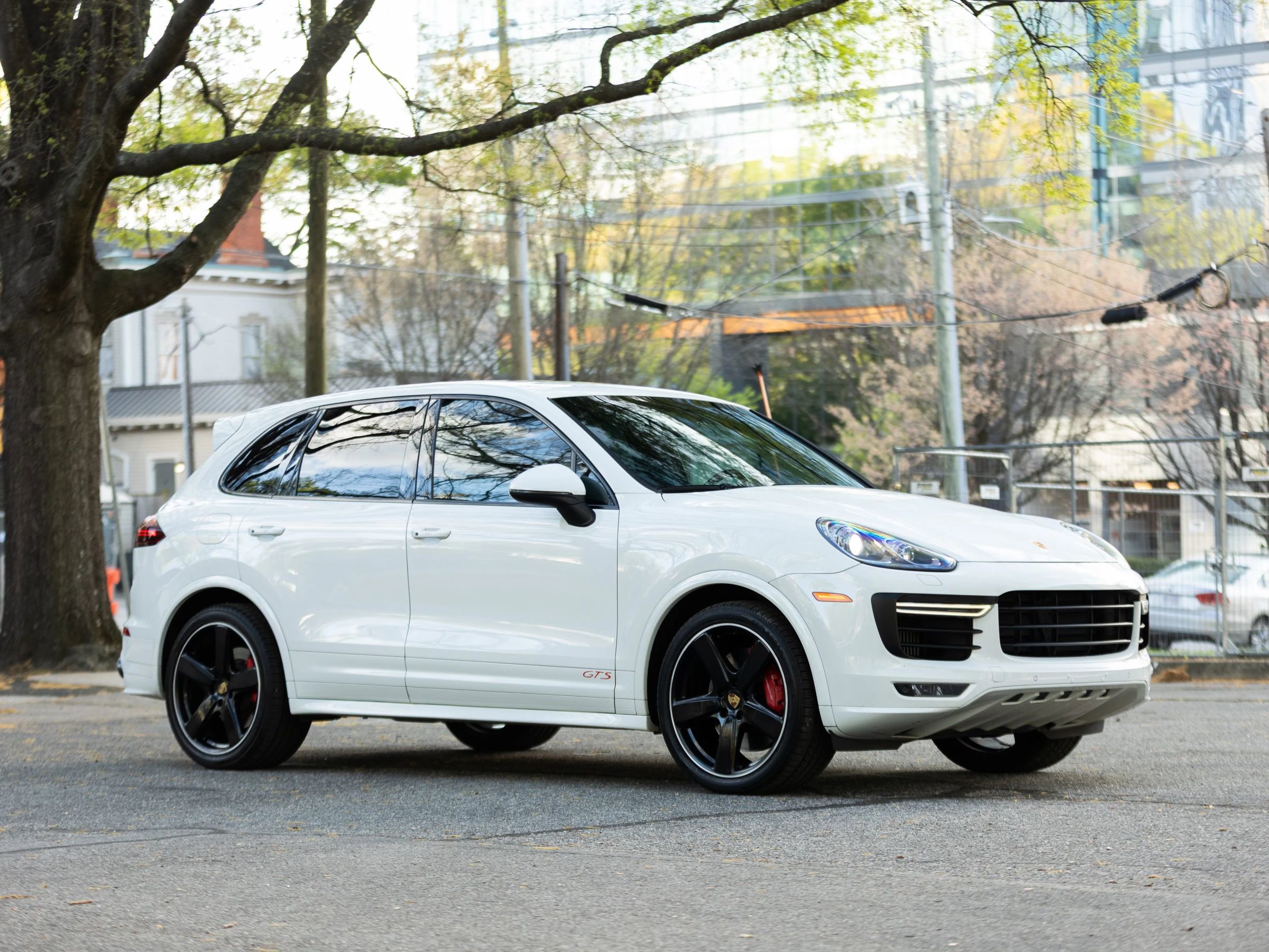 Used 2017 Porsche Cayenne GTS AWD/4WD image 6