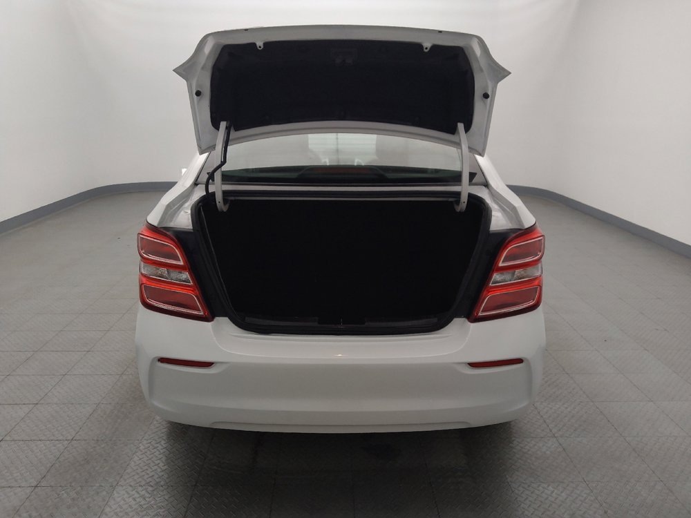 Used 2020 Chevrolet Sonic LT image 29