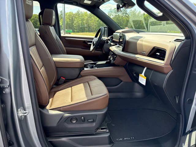New 2026 Chevrolet Tahoe High Country RWD image 9