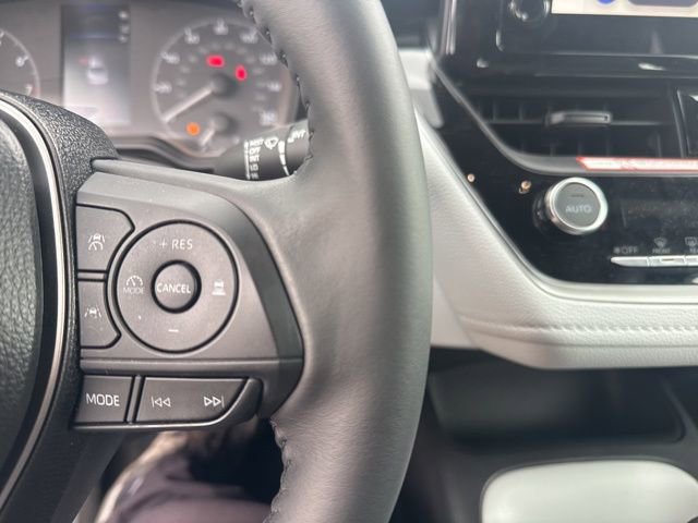 Used 2025 Toyota Corolla SE image 11