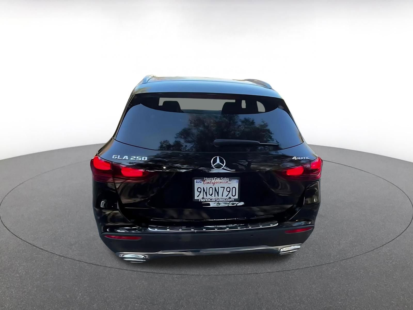 Used 2025 Mercedes-Benz GLA 250 4MATIC image 12