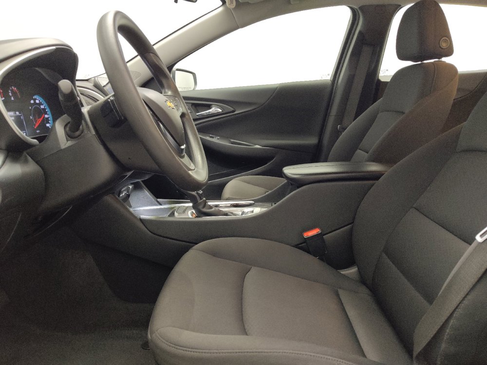 Used 2025 Chevrolet Malibu LT FWD image 17