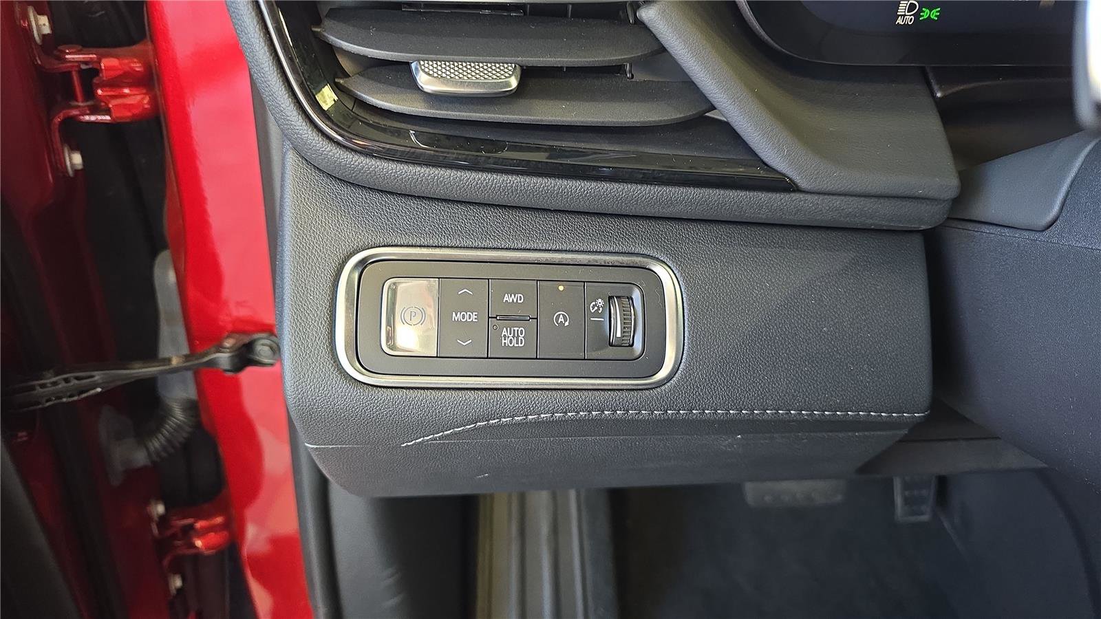 Used 2025 Buick Enclave Avenir w/ Super Cruise Package image 29