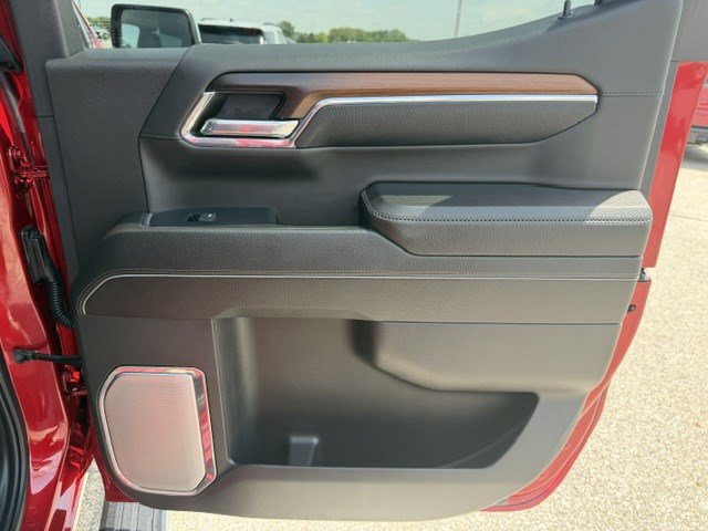 Used 2024 GMC Sierra 1500 Denali w/ Technology Package AWD/4WD image 35