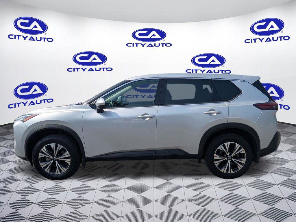Used 2021 Nissan Rogue SV image 6