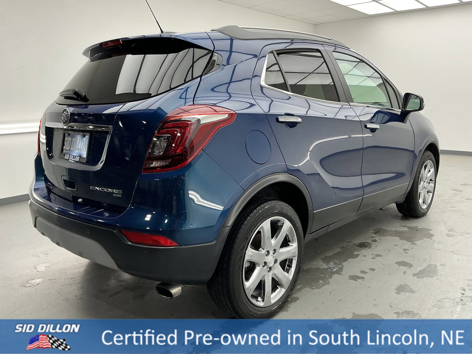 Used 2019 Buick Encore Essence w/ Experience Buick Package image 4