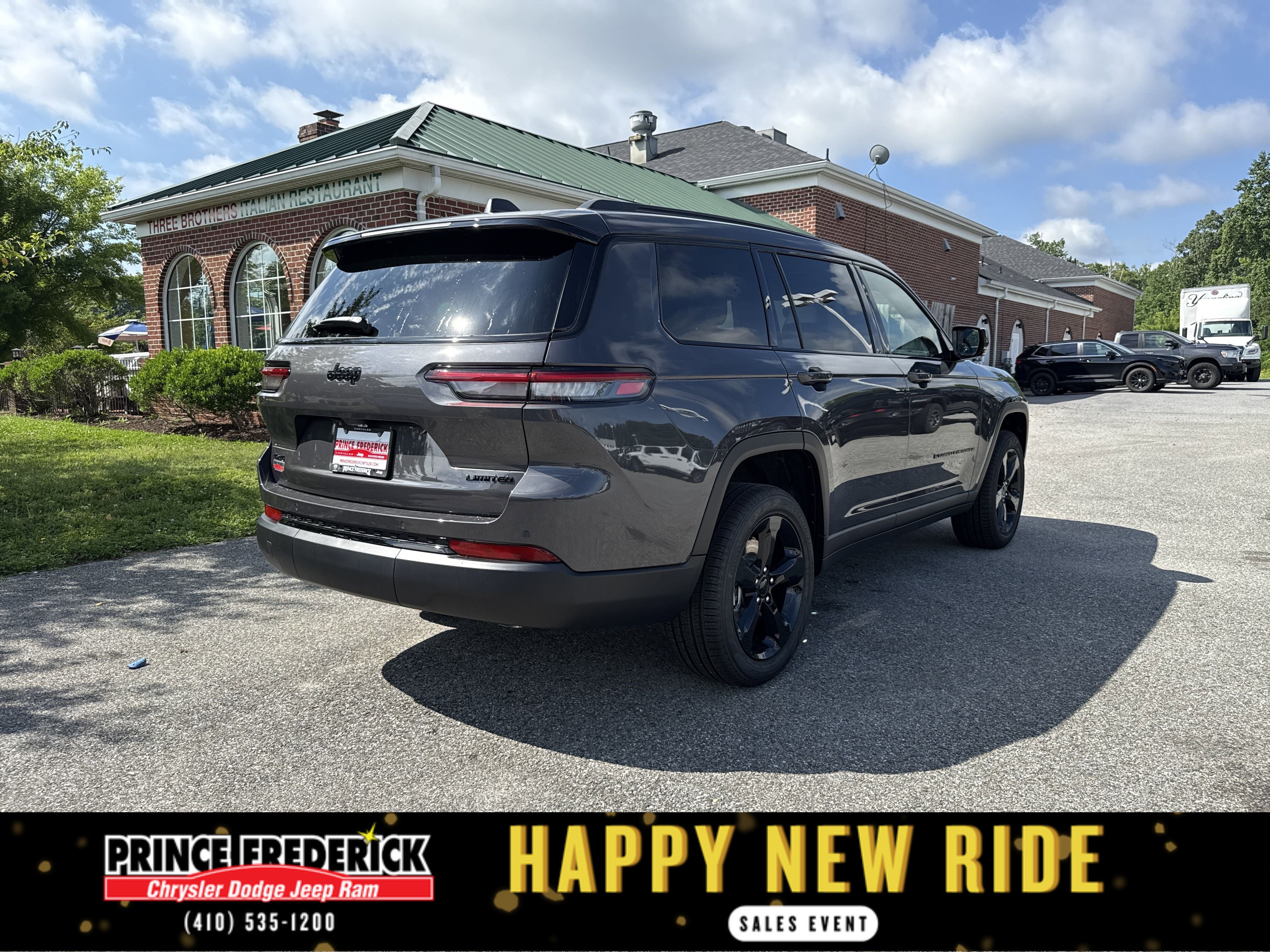 New 2025 Jeep Grand Cherokee L Limited w/ Black Appearance Package image 3