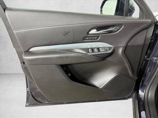 Used 2023 Cadillac XT4 Premium Luxury FWD image 10