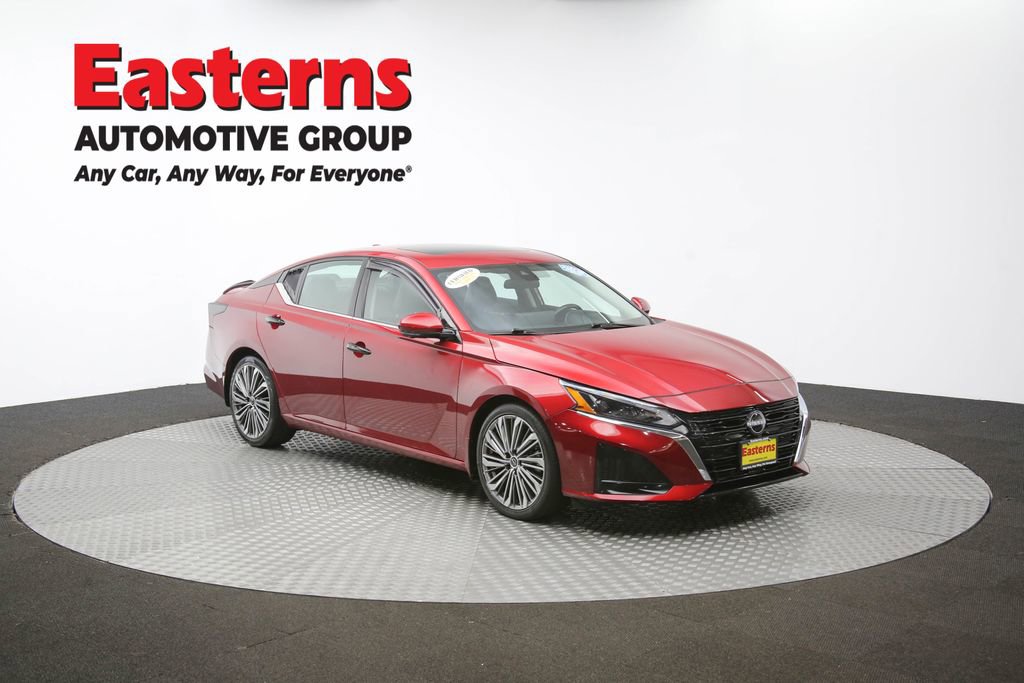 Used 2023 Nissan Altima 2.5 SL FWD image 49