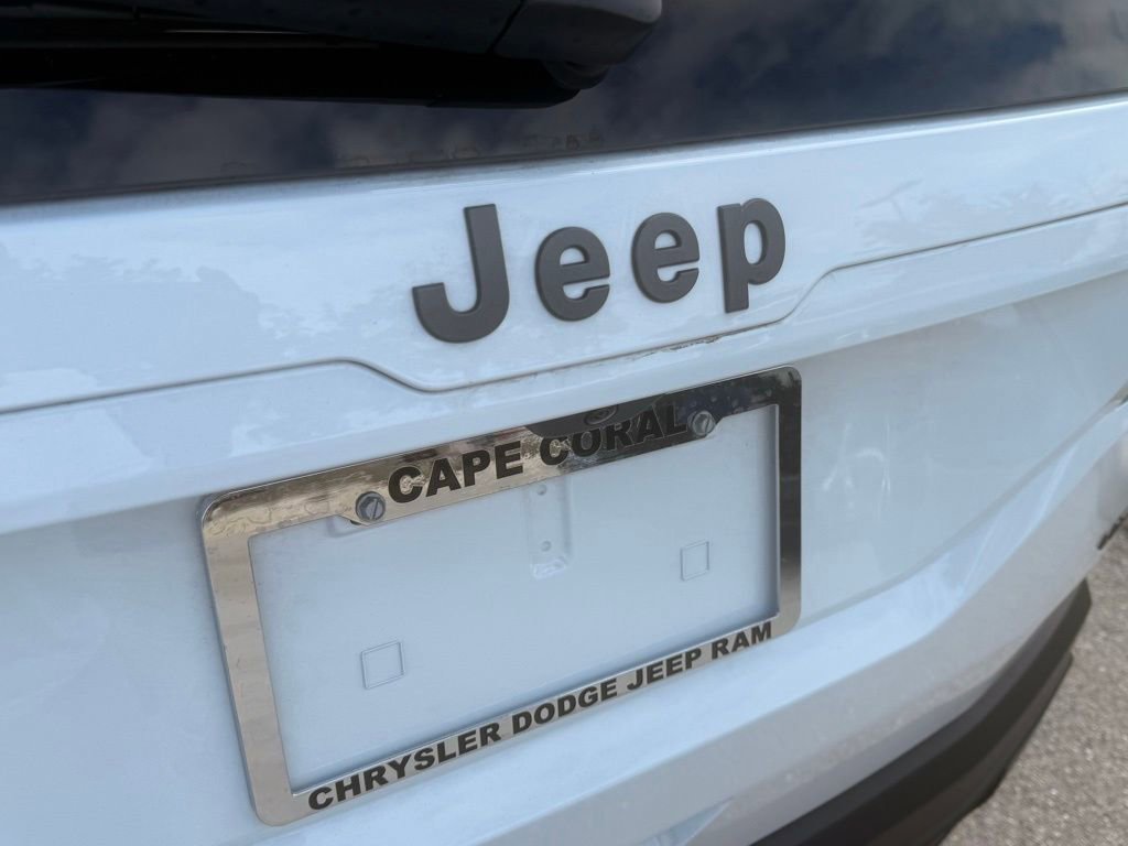 New 2026 Jeep Cherokee Limited image 35