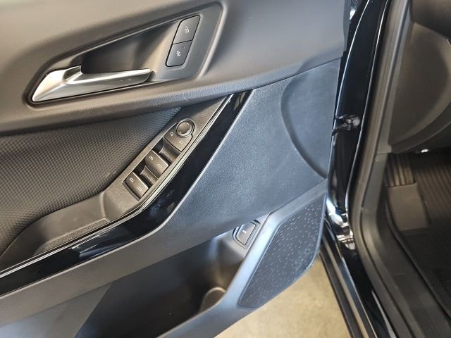 New 2026 Chevrolet Equinox RS w/ LPO, Floor Liner Package image 19