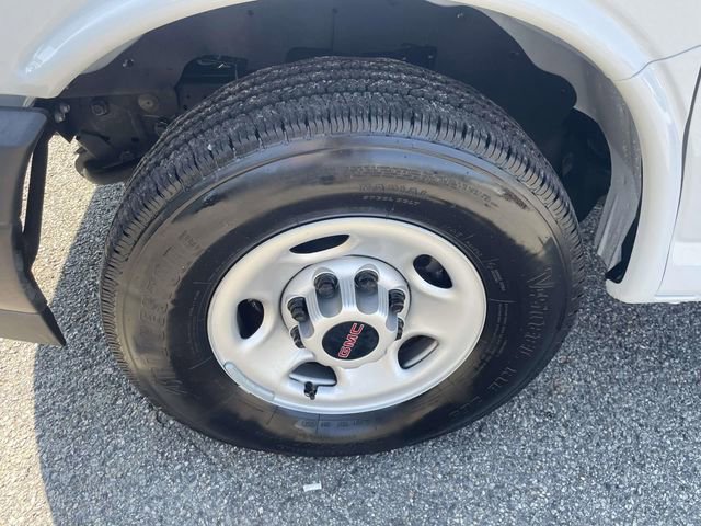 Used 2024 GMC Savana 2500 Extended image 11