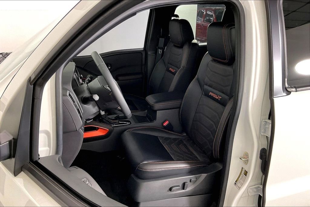 Certified 2025 Nissan Frontier Pro-X w/ Pro Premium Package image 33