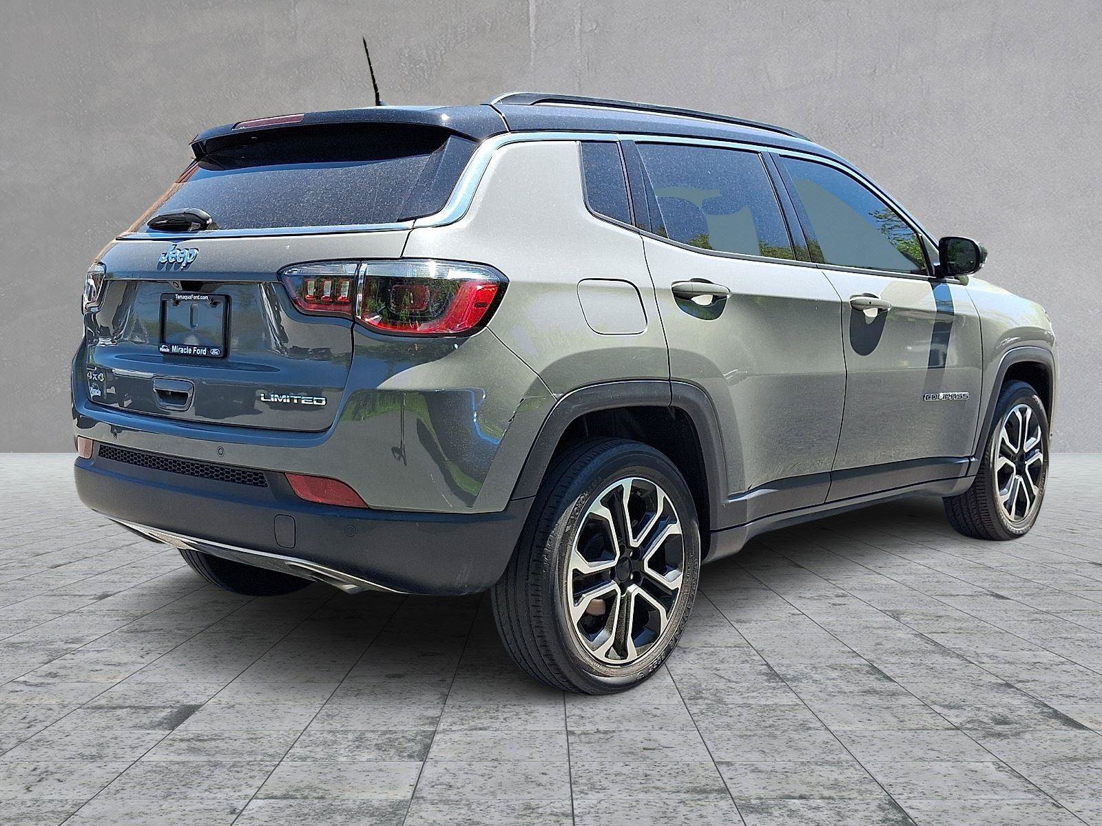 Used 2023 Jeep Compass Limited AWD/4WD image 6
