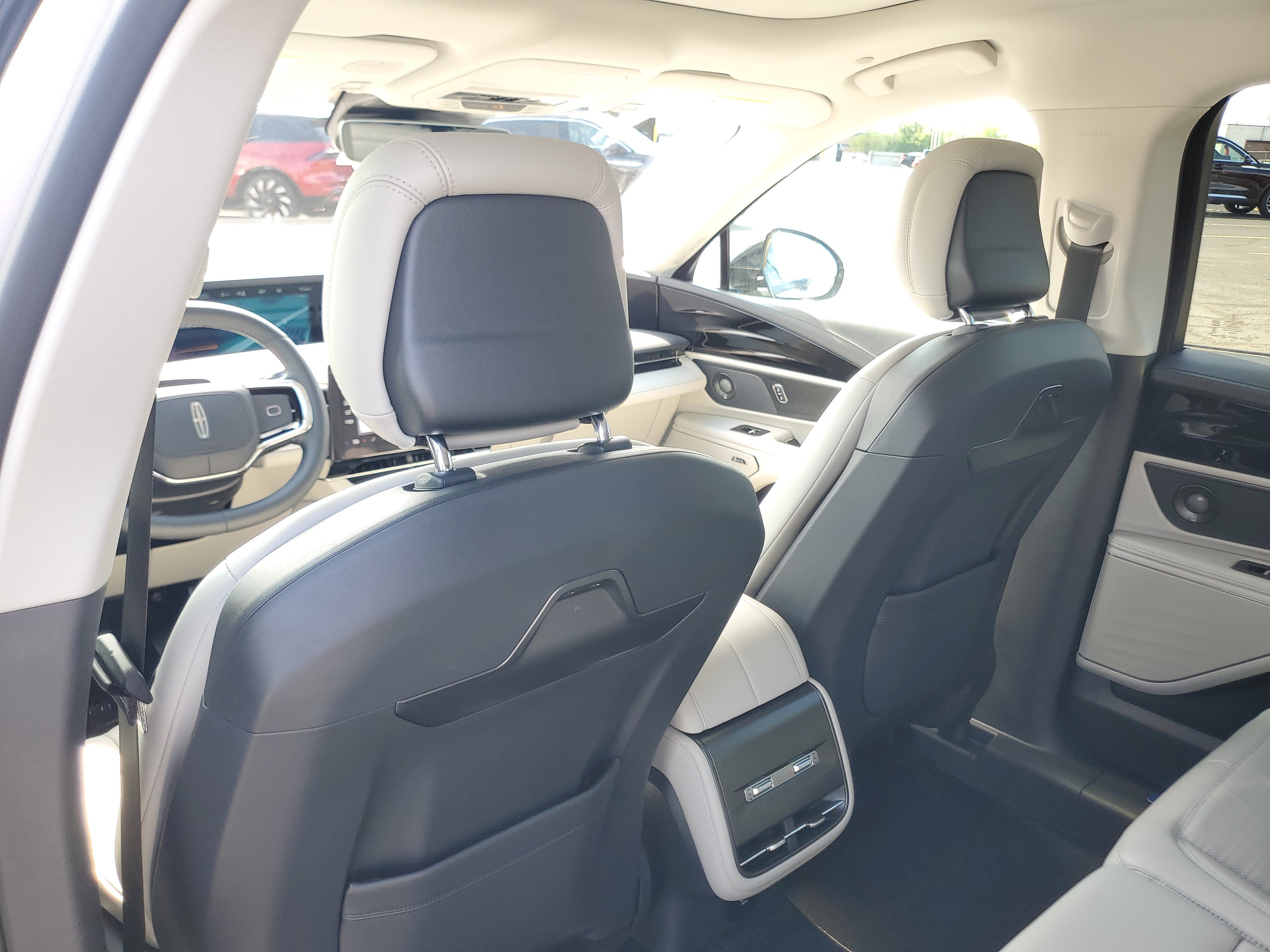 New 2026 Lincoln Nautilus Reserve w/ Jet Appearance Package AWD/4WD image 29