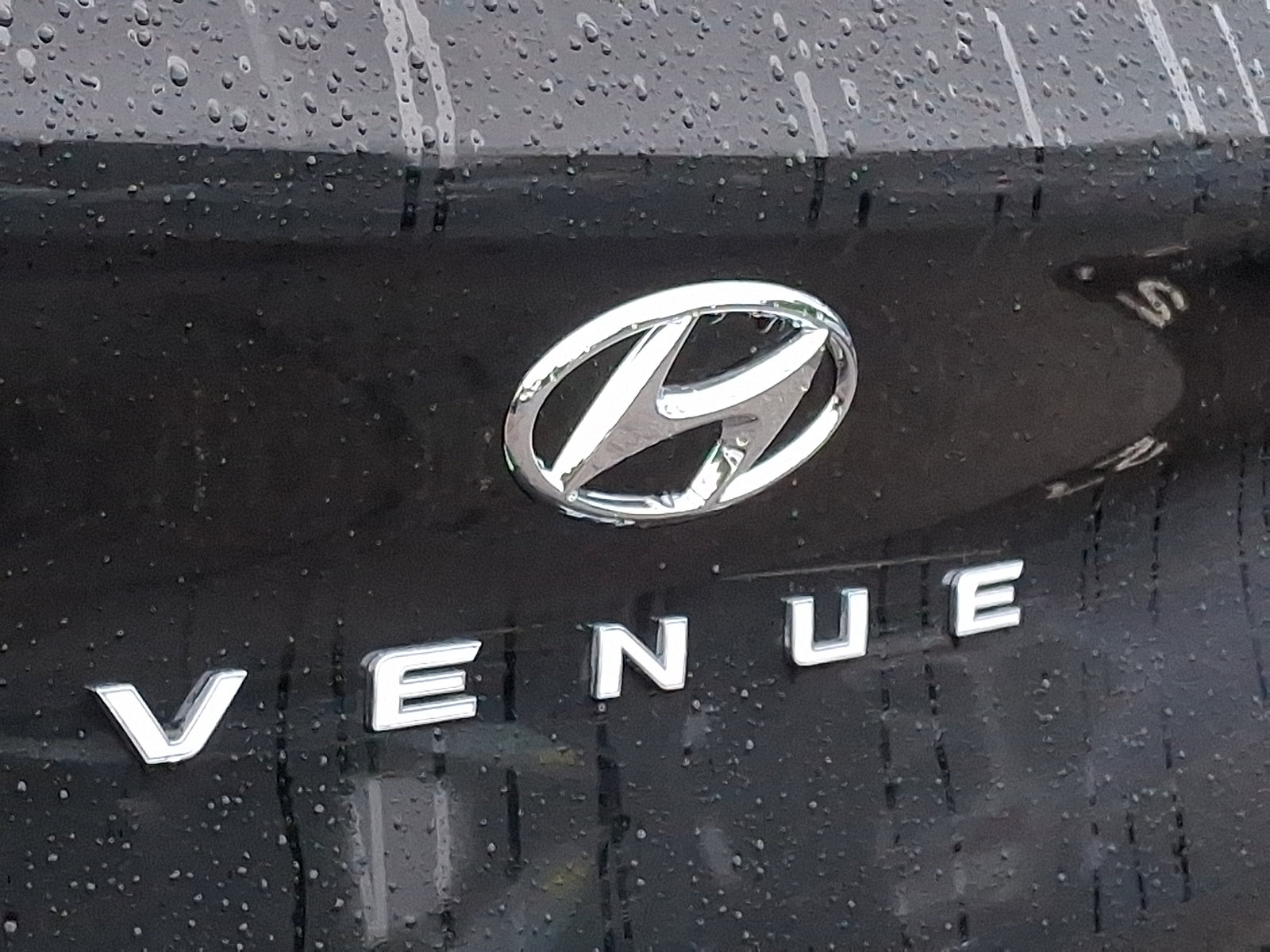 Used 2026 Hyundai Venue SEL FWD image 30