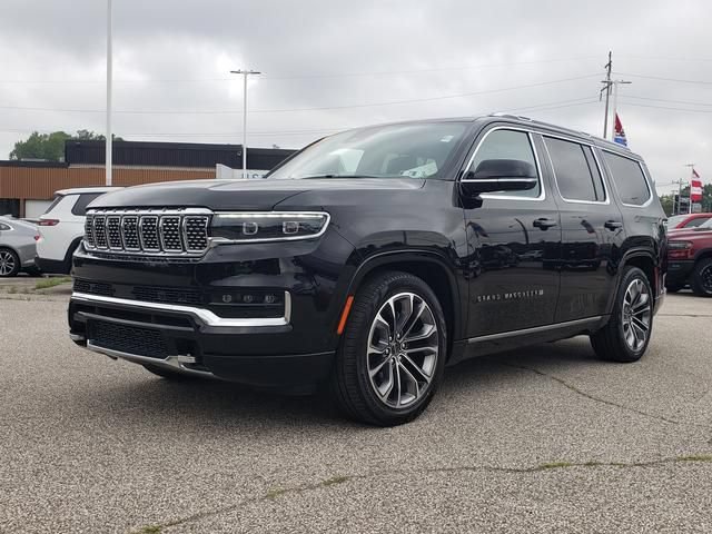 Used 2024 Jeep Grand Wagoneer Series III w/ Rear Seat Video Group 1 AWD/4WD image 7