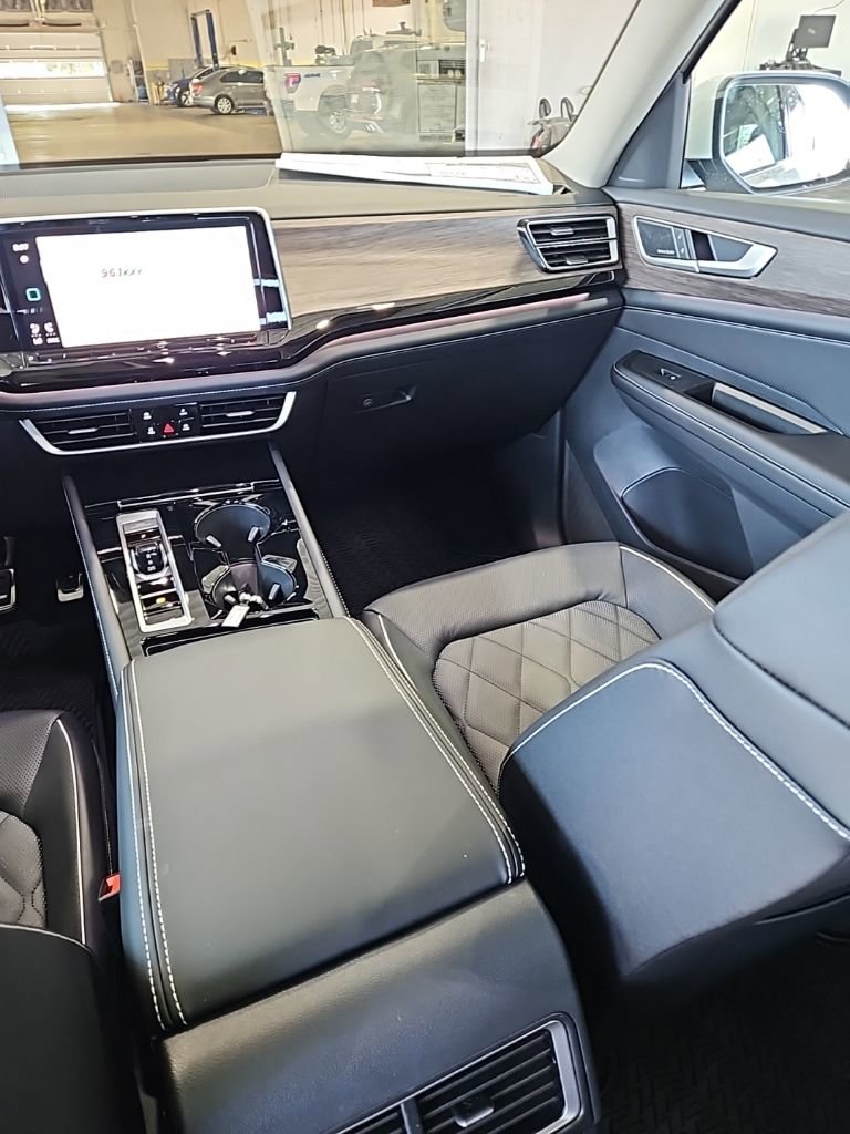 New 2026 Volkswagen Atlas SEL Premium R-Line image 25