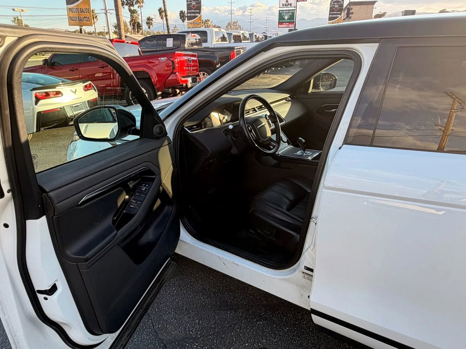 Used 2020 Land Rover Range Rover Evoque S image 13