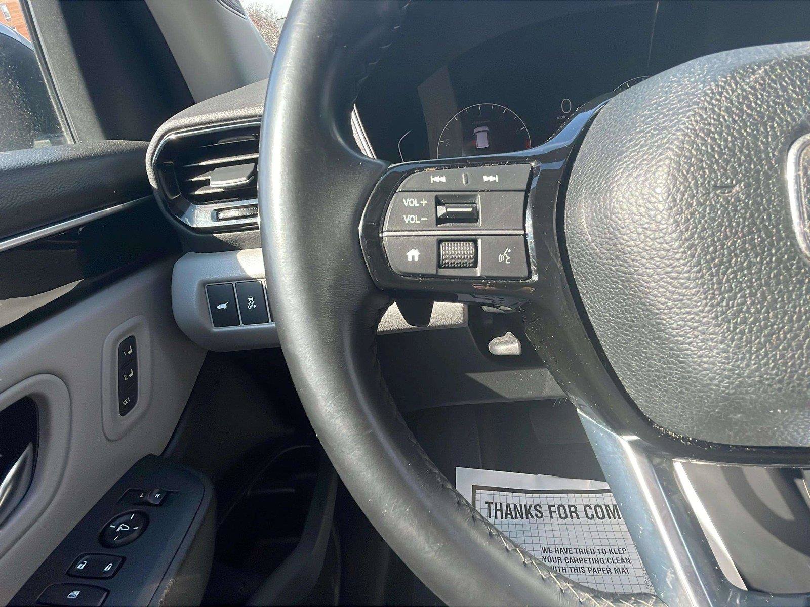 Used 2023 Honda Pilot Touring image 37