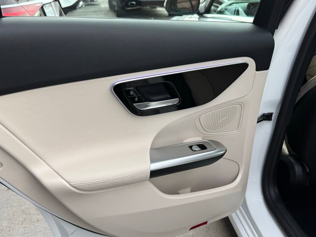 Certified 2025 Mercedes-Benz C 300 4MATIC Sedan image 24