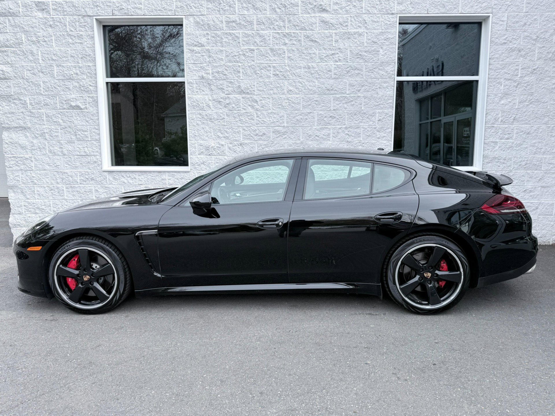 Used 2014 Porsche Panamera AWD/4WD image 7