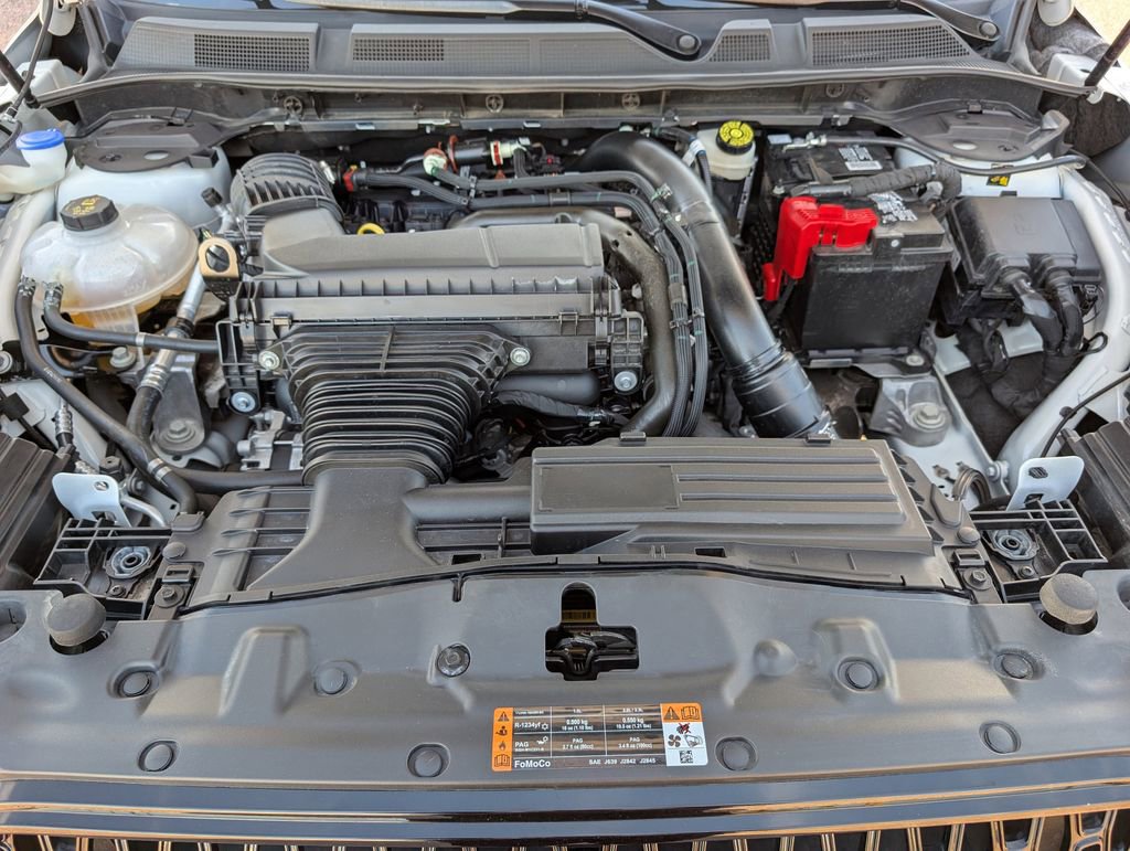 Used 2024 Lincoln Corsair AWD w/ Equipment Group 101A image 30