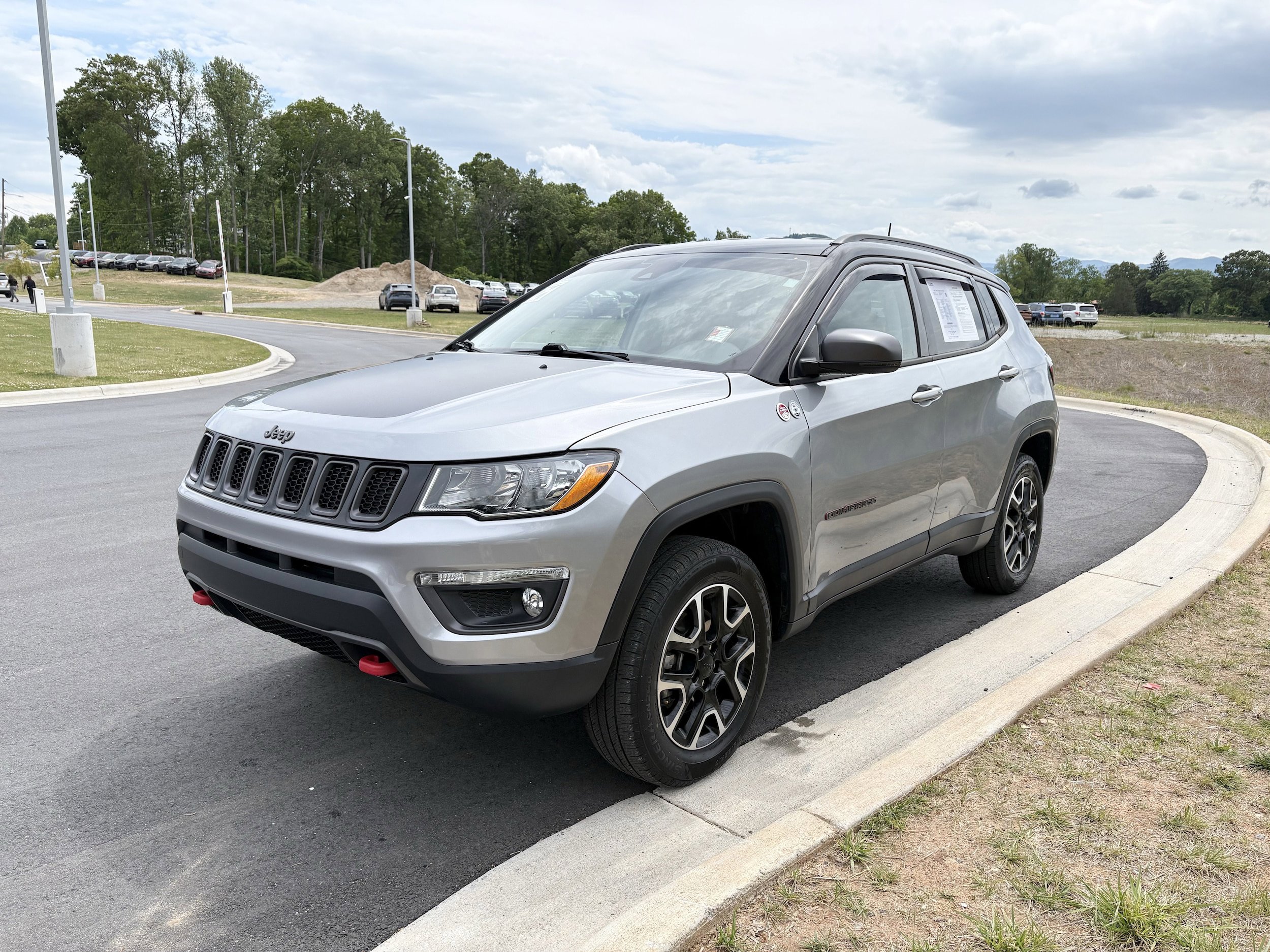 Used 2021 Jeep Compass Trailhawk AWD/4WD image 3